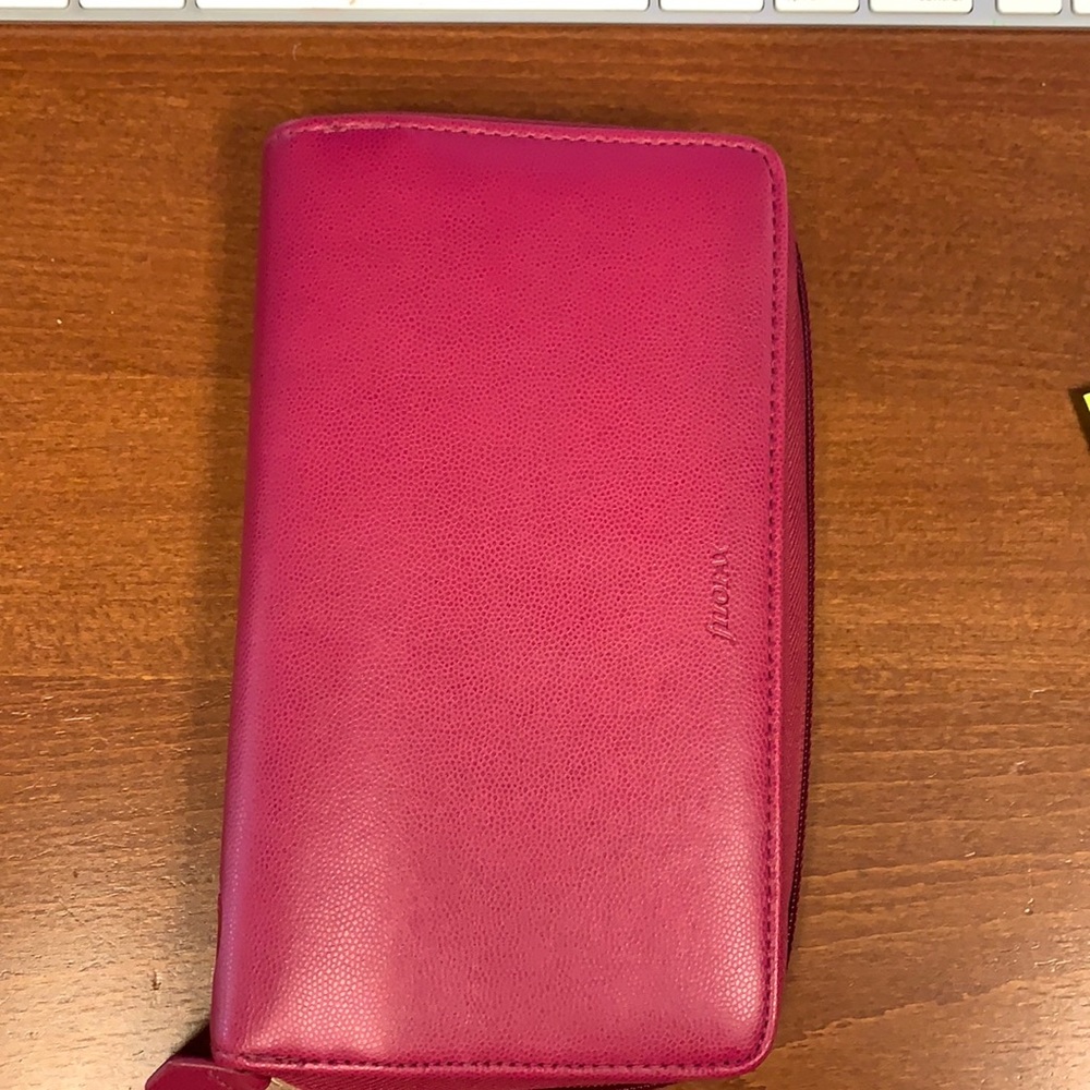 Pink Filofax Saffiano zip around binder
